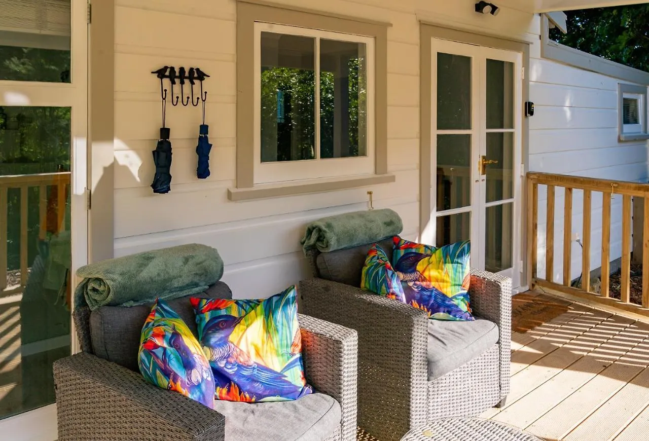 Holiday home Birdsong Cottage Paraparaumu