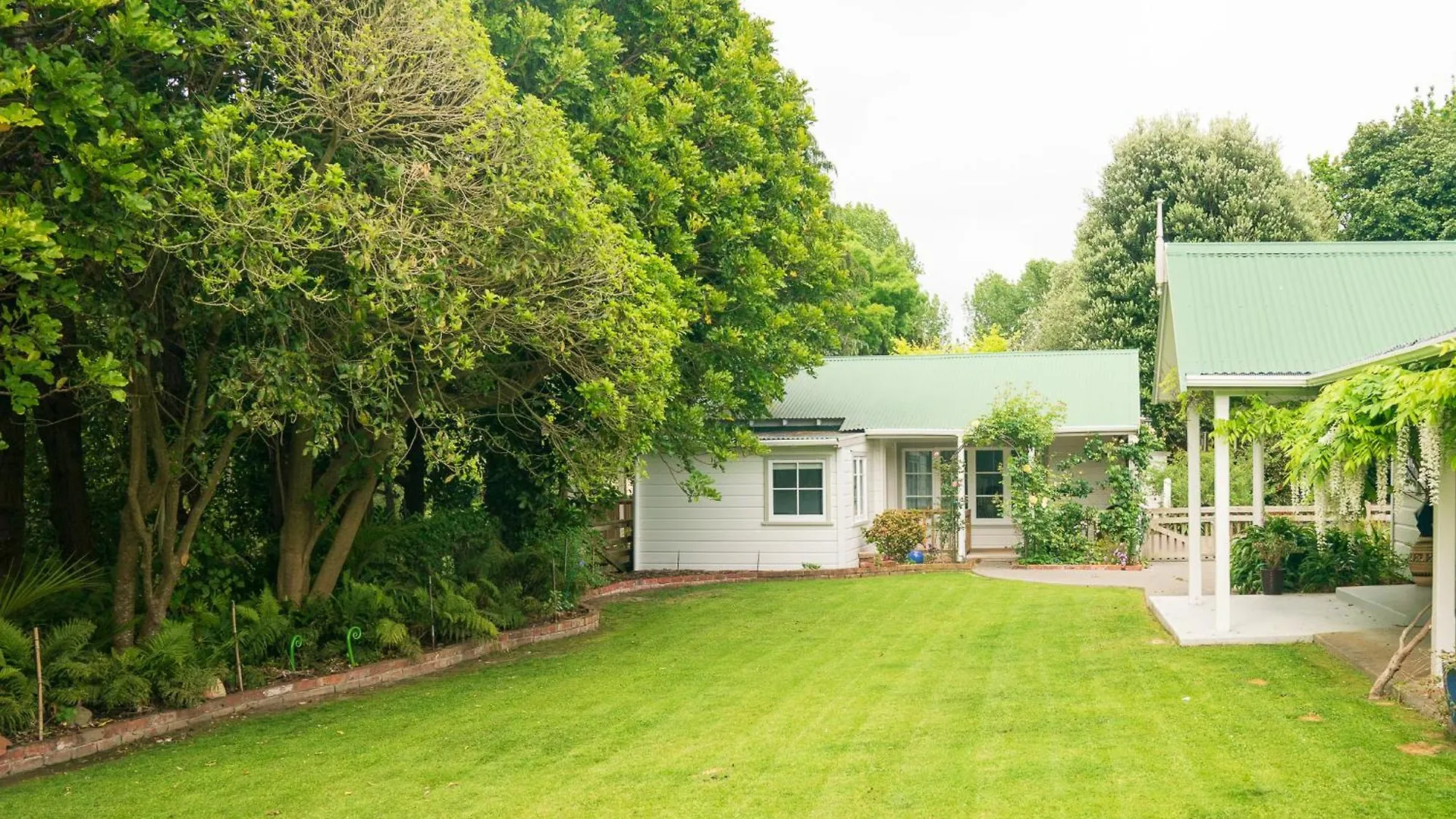 Birdsong Cottage Paraparaumu
